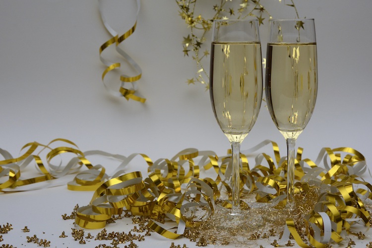 Ring in the New Year at Avanti F+B