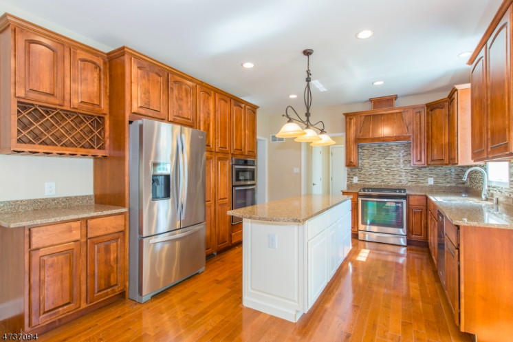 This Weeks Featured Listings in Washington Twp