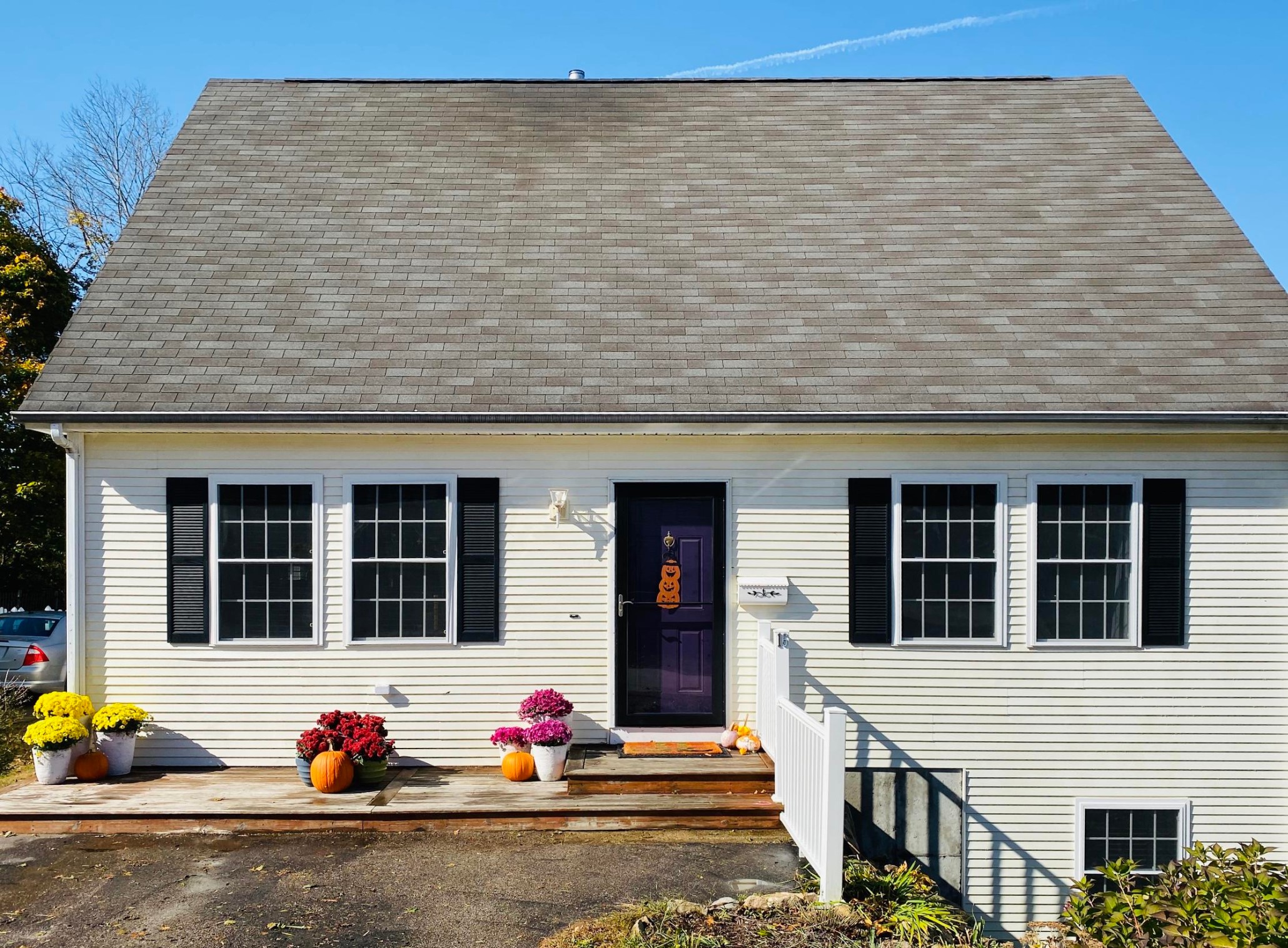 Pawcatuck Realtor Bridget Morrissey sold the Pawcatuck home for sale at 16 Thompson