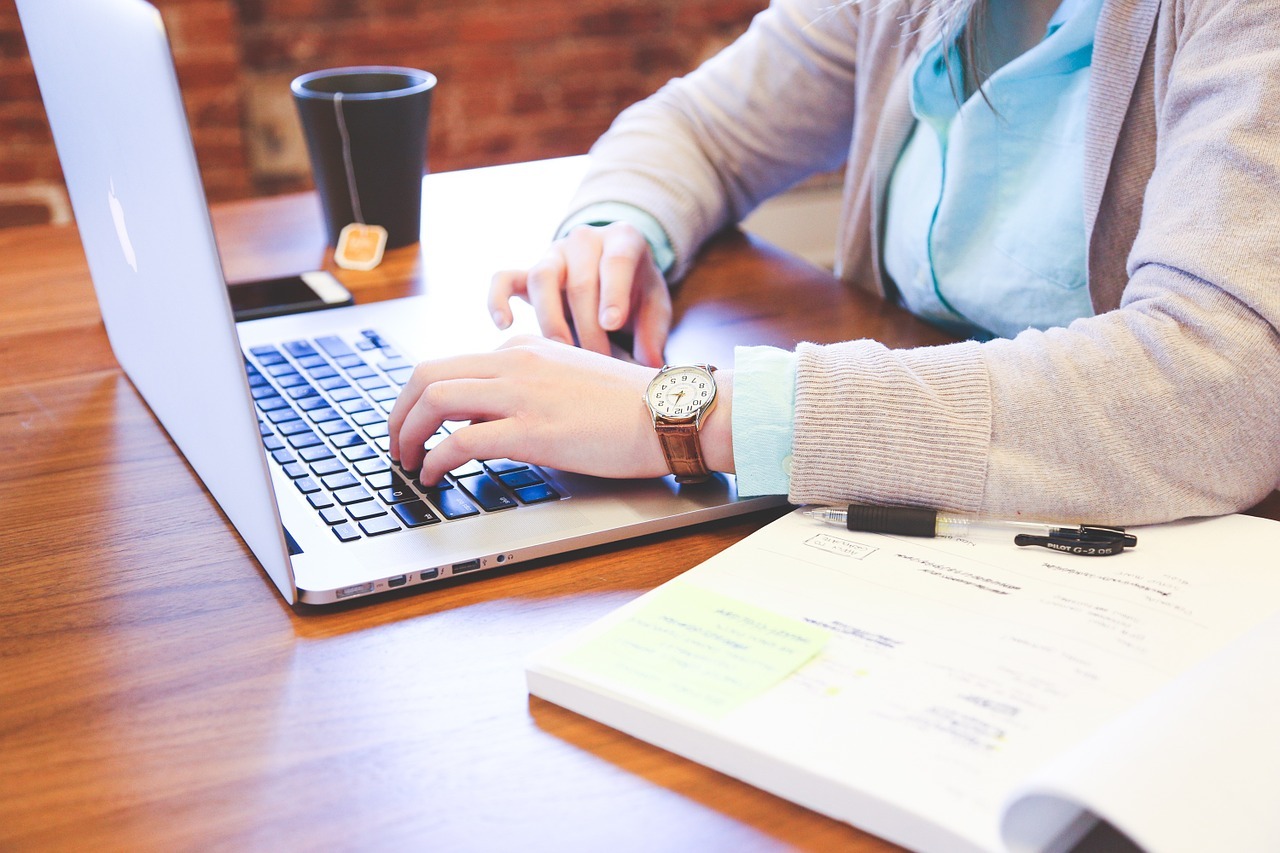 10 Tips to Minimize Stress When Selling Your Home