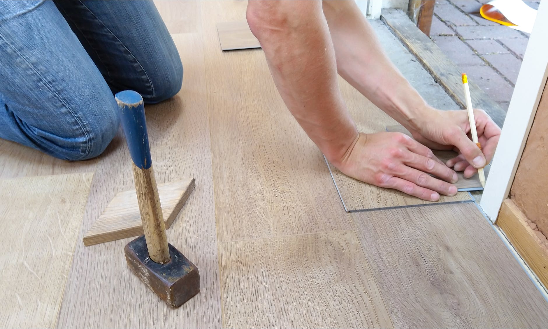 measuring flooring