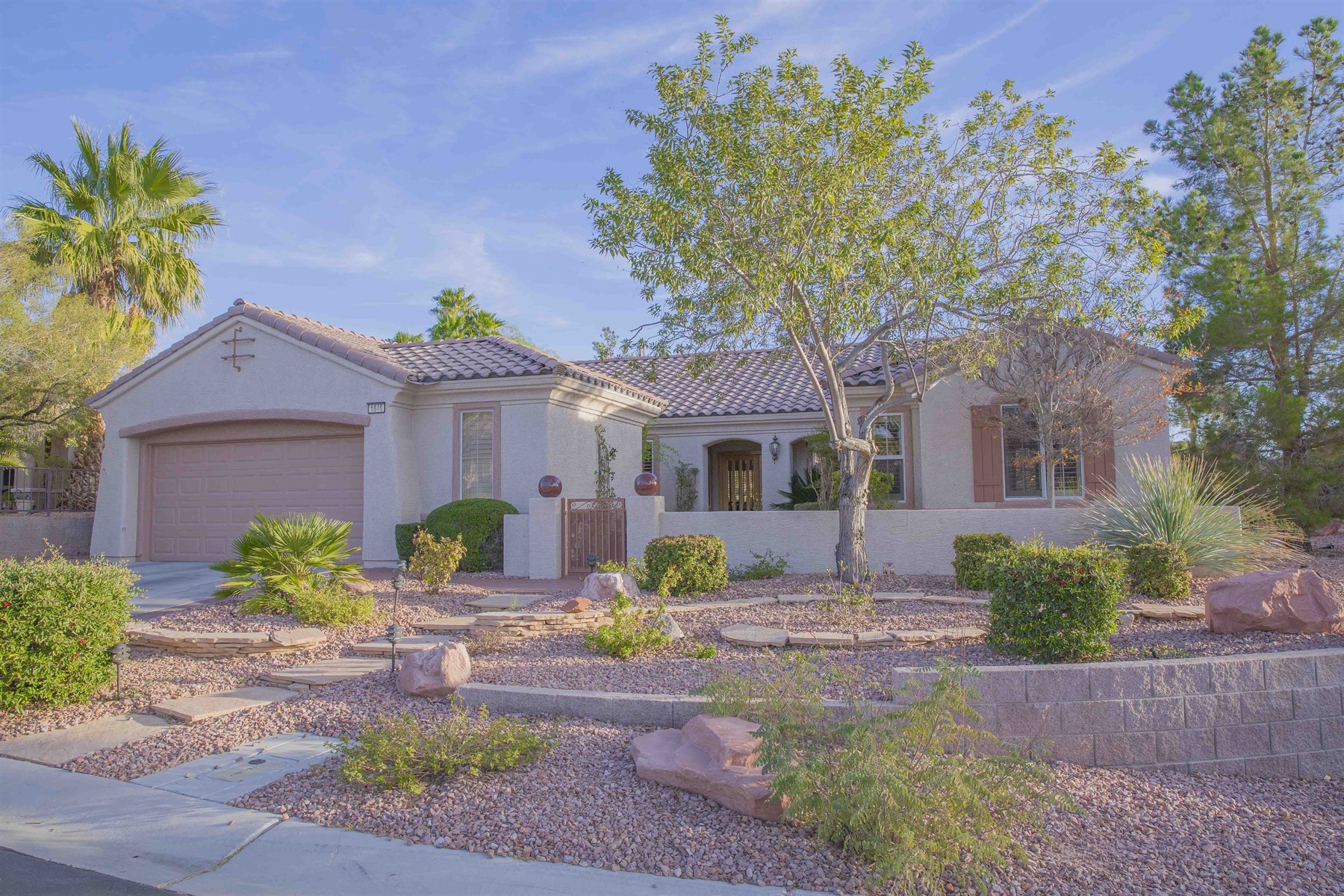 Sun City Liberty Model on Corner Lot