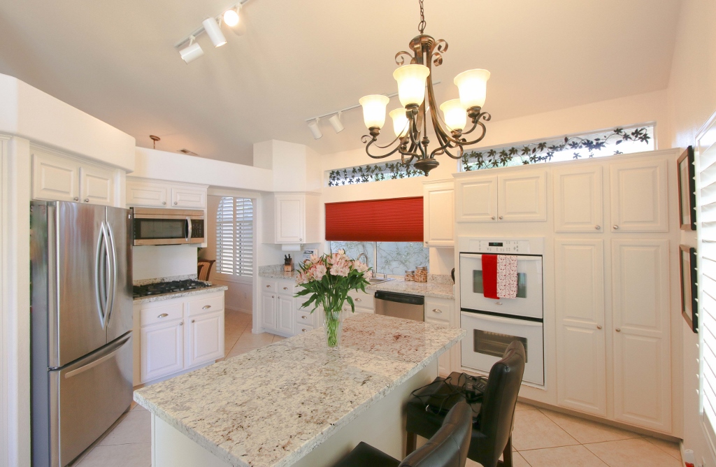 Henderson Homes for the Holidays!
