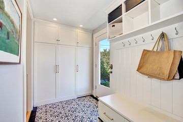 Small Home Storage: Maximize Your Storage Space