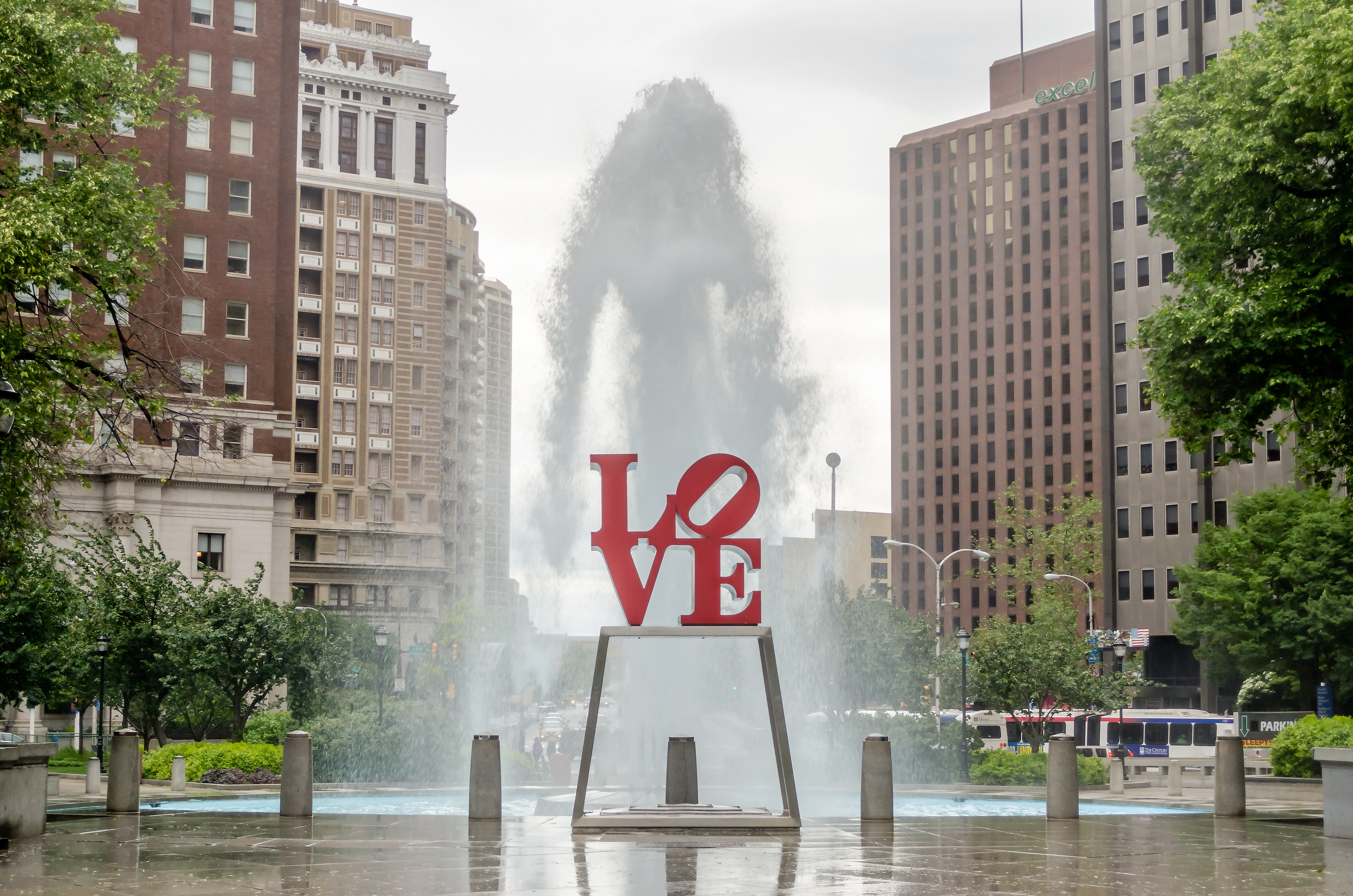 Buying a New Home in a Hot Real Estate Market Like Philadelphia? Here Are 4 Tips You Will Need to Be Successful