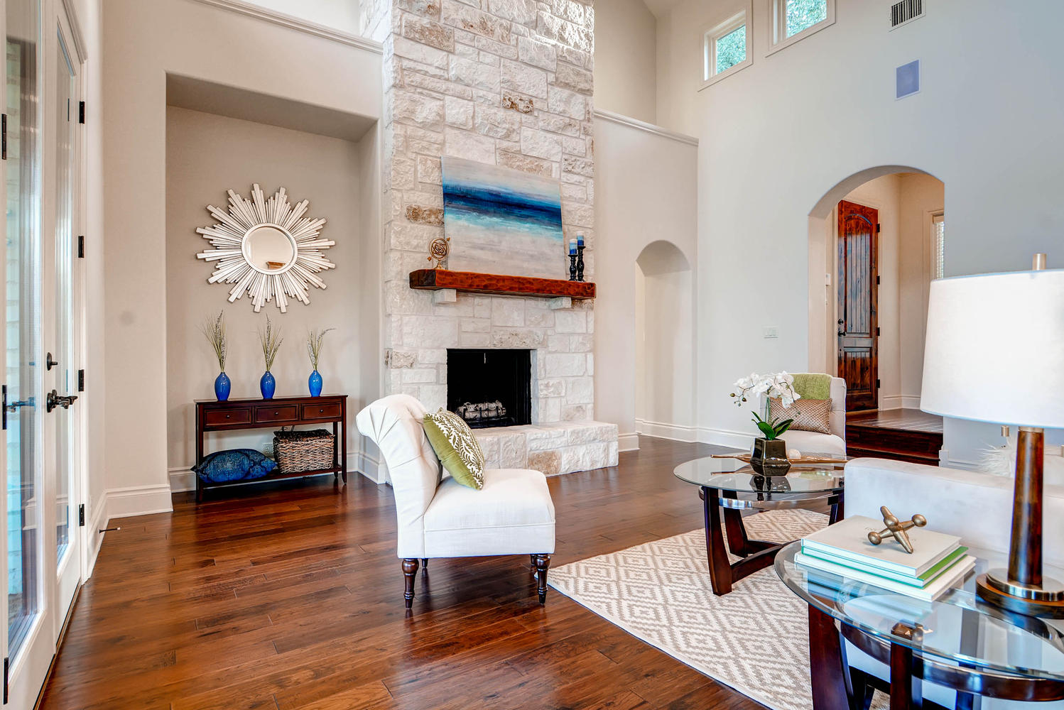 5 Tips For Staging on a Dime