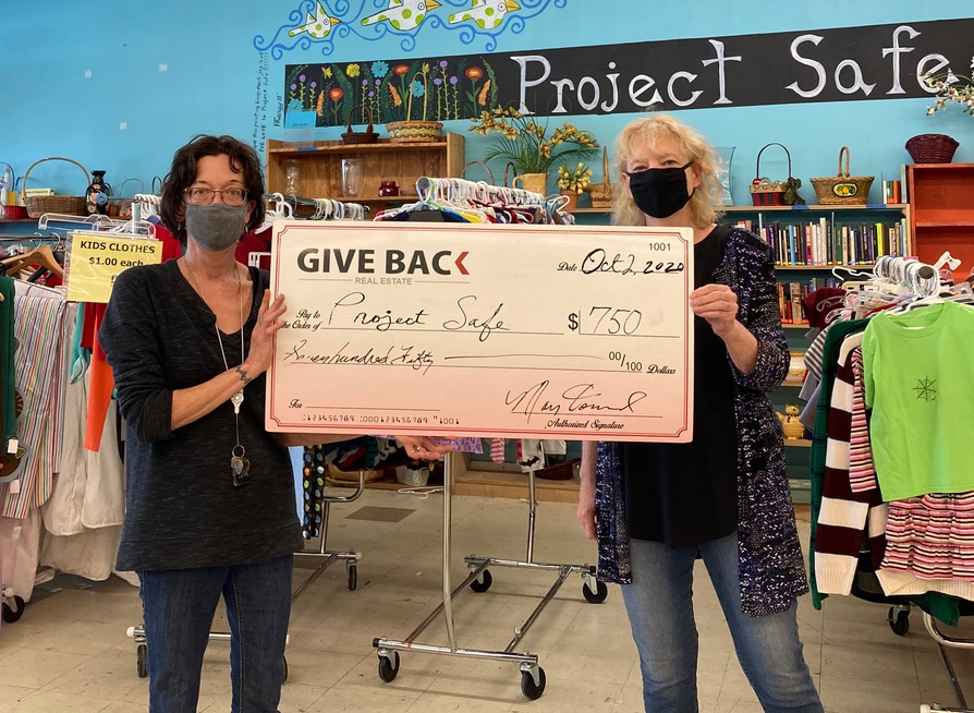 Mary Townsend GIVES BACK to Project Safe