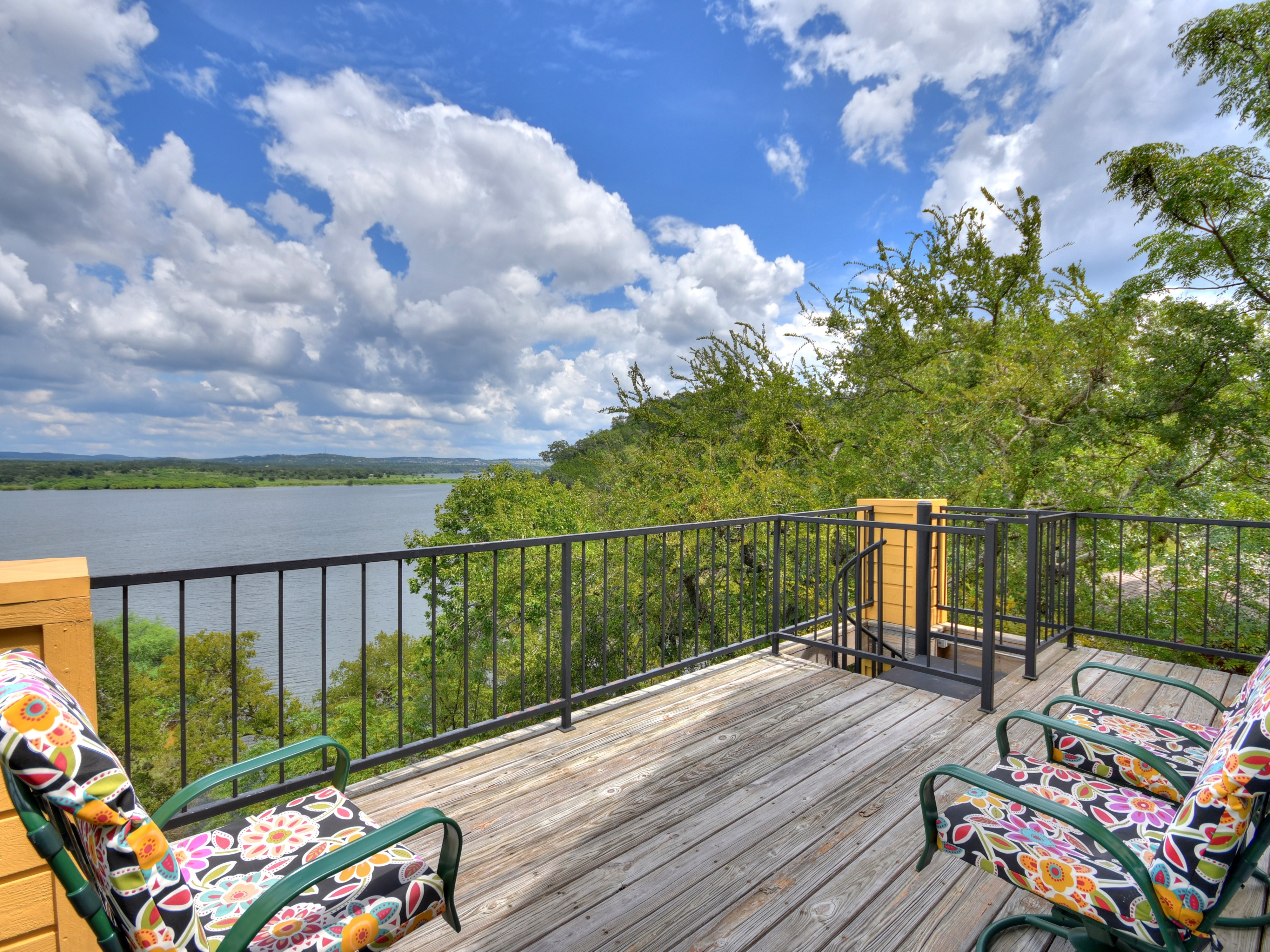 Special Pricing! 108 Center Cove Loop II