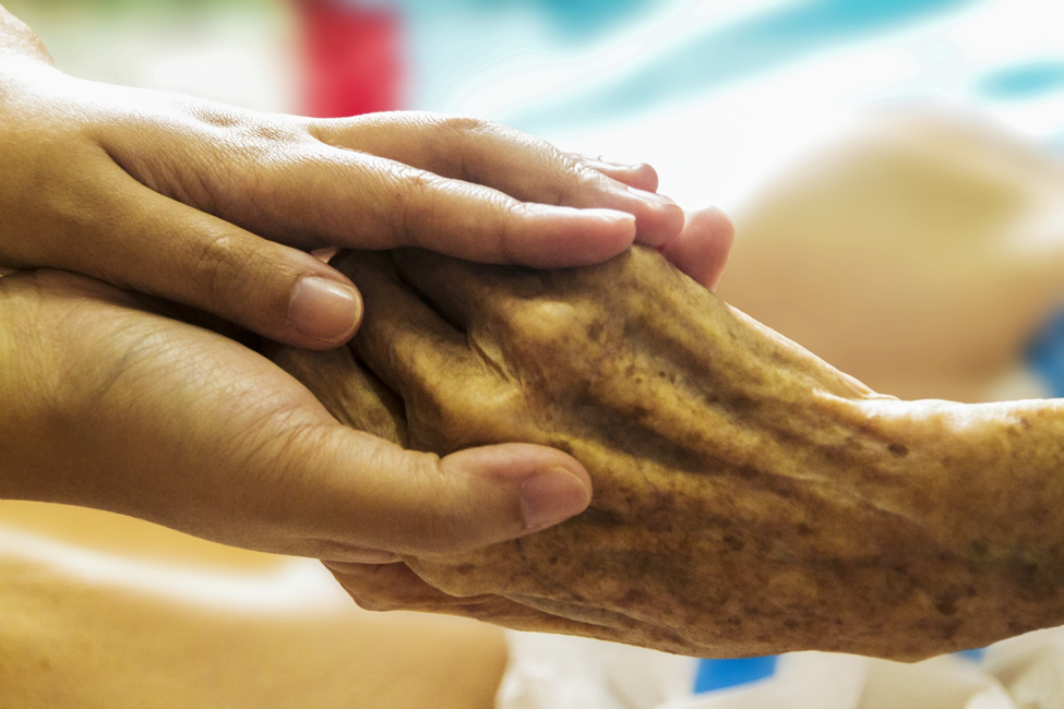 Guide to Helping Aging Parents Downsize