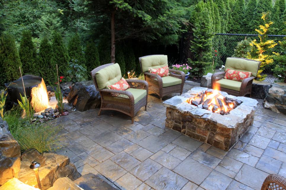 30 Backyard Fire Pit Design Ideas Comstock Calhoun Real Estate