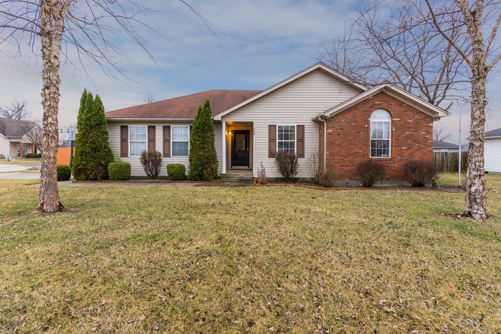 BACK ON THE MARKET - ONLY $138K