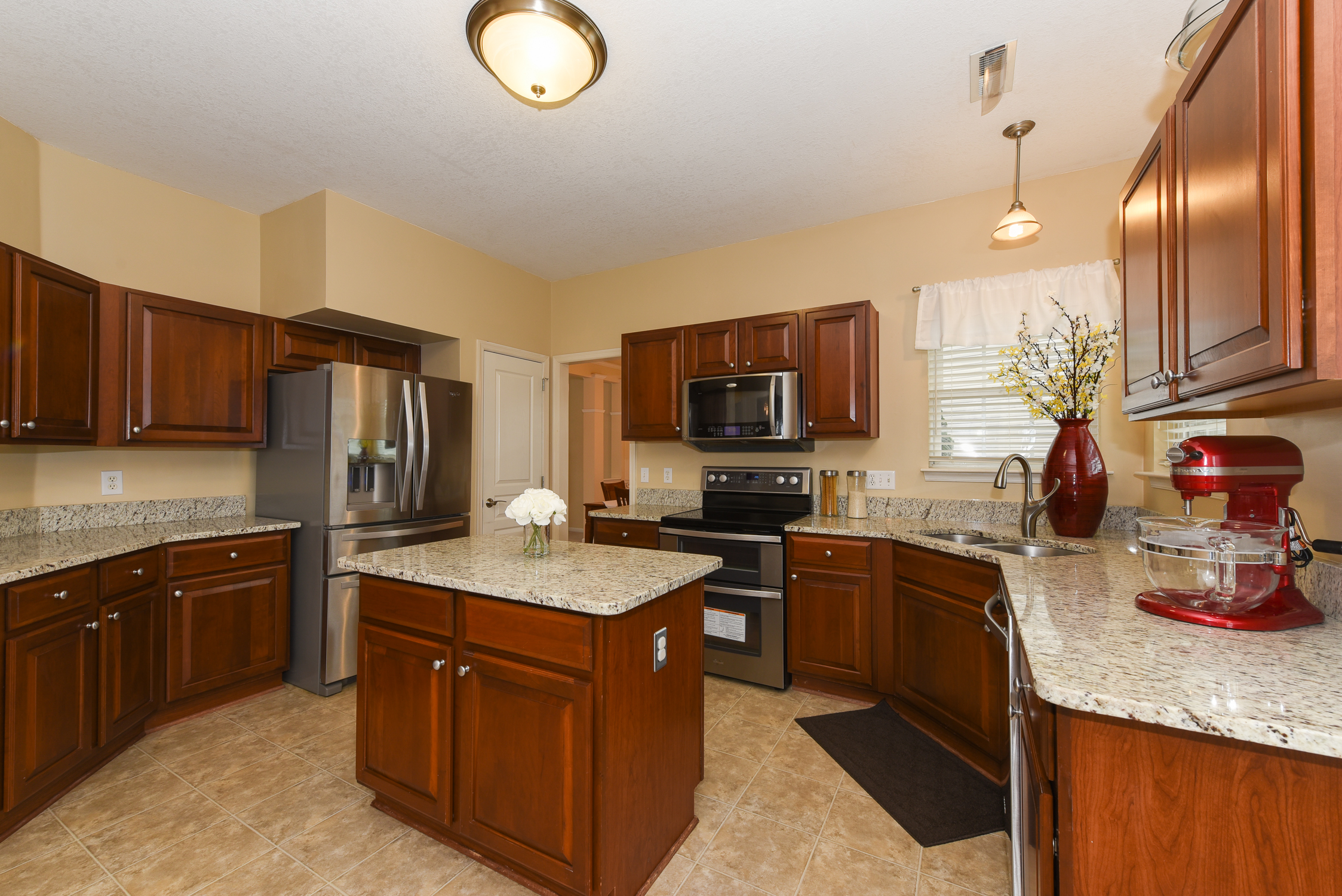 SOLD ~ Setting A Sales Record By $10.63 More Per Sq Ft