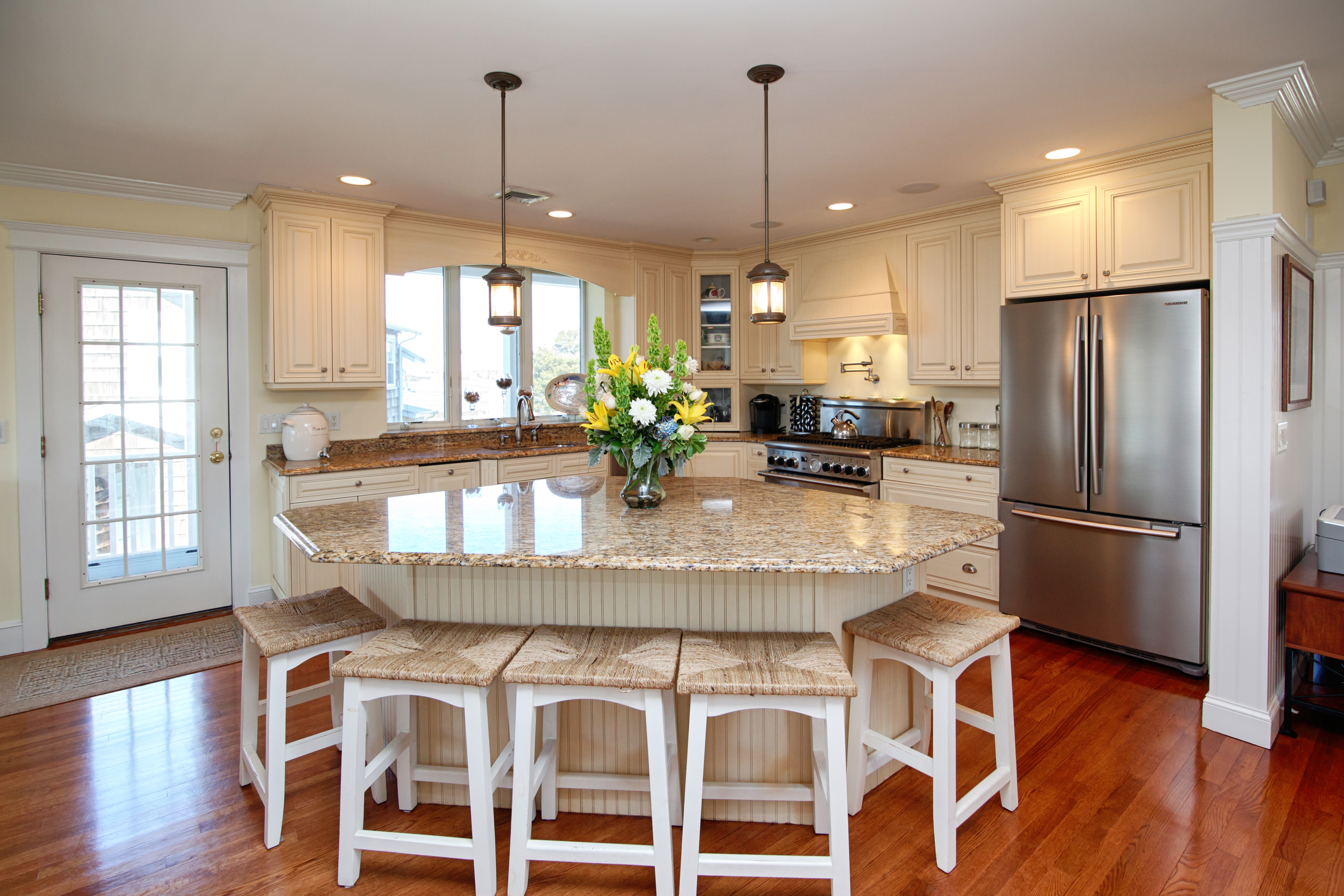 Kitchen Countertops - Granite and Quartz - ACapeHouse.com Real Estate