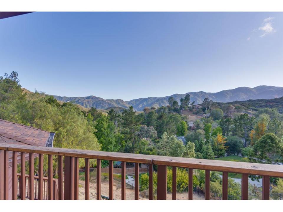 Luxury Listing - Nestled in the Santa Monica mountains