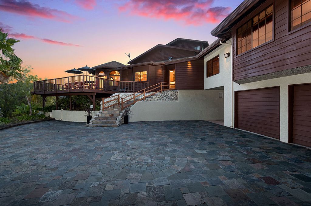 This Weeks Featured Listing, Calabasas