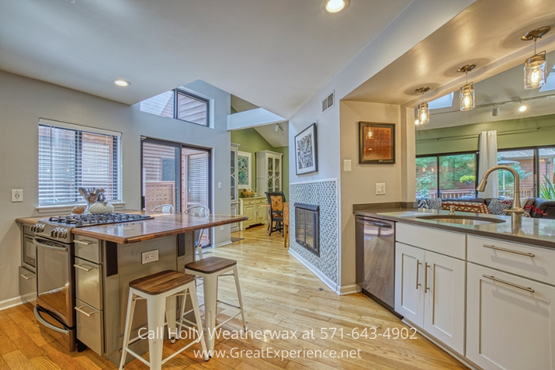 Home for sale in Reston VA- Bring out your inner chef in the impressive kitchen of this Reston VA home.