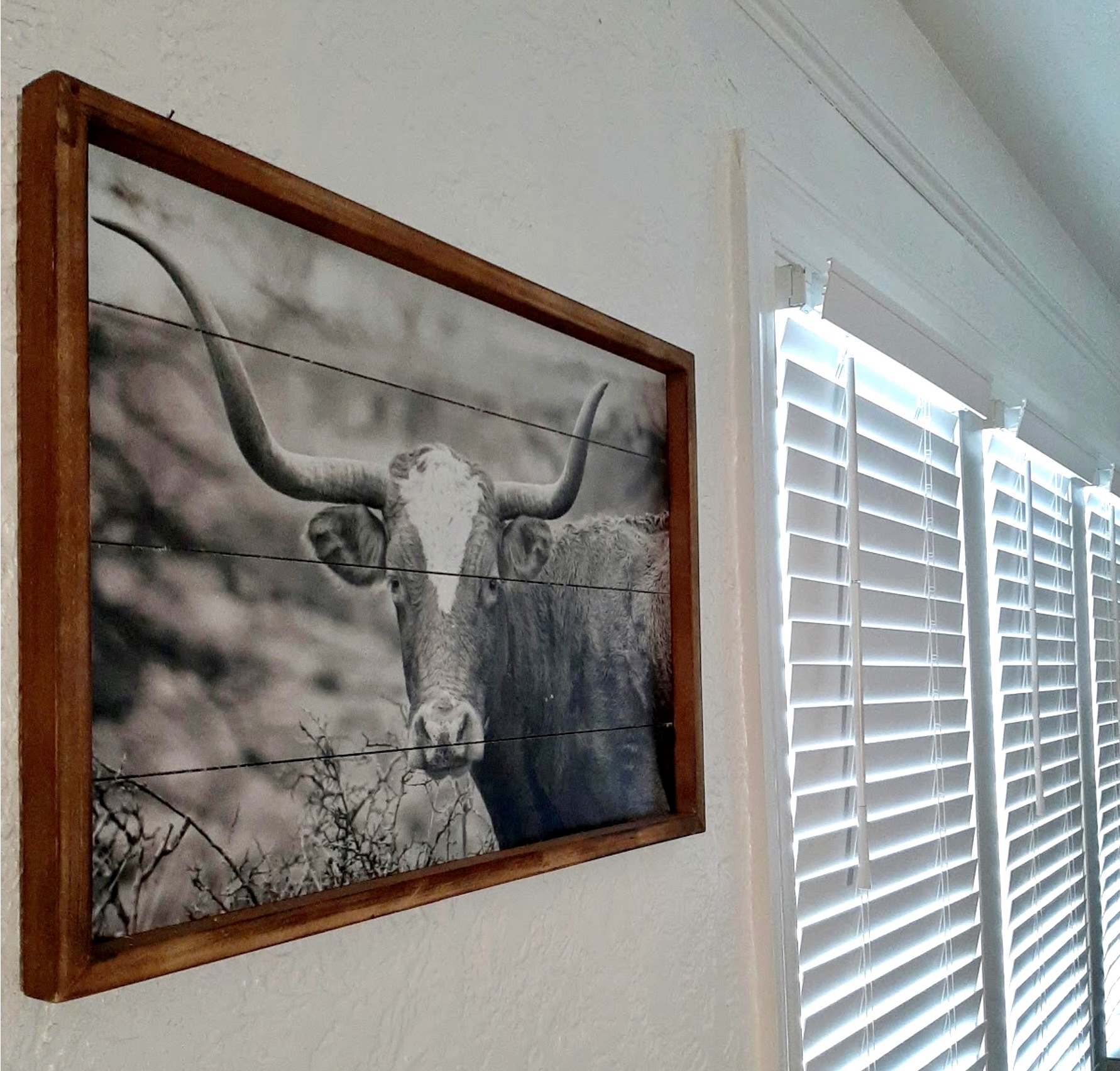 An Easier Way to Measure and Mark Walls To Hang Artwork
