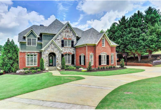 Luxury Listings in Suwanee