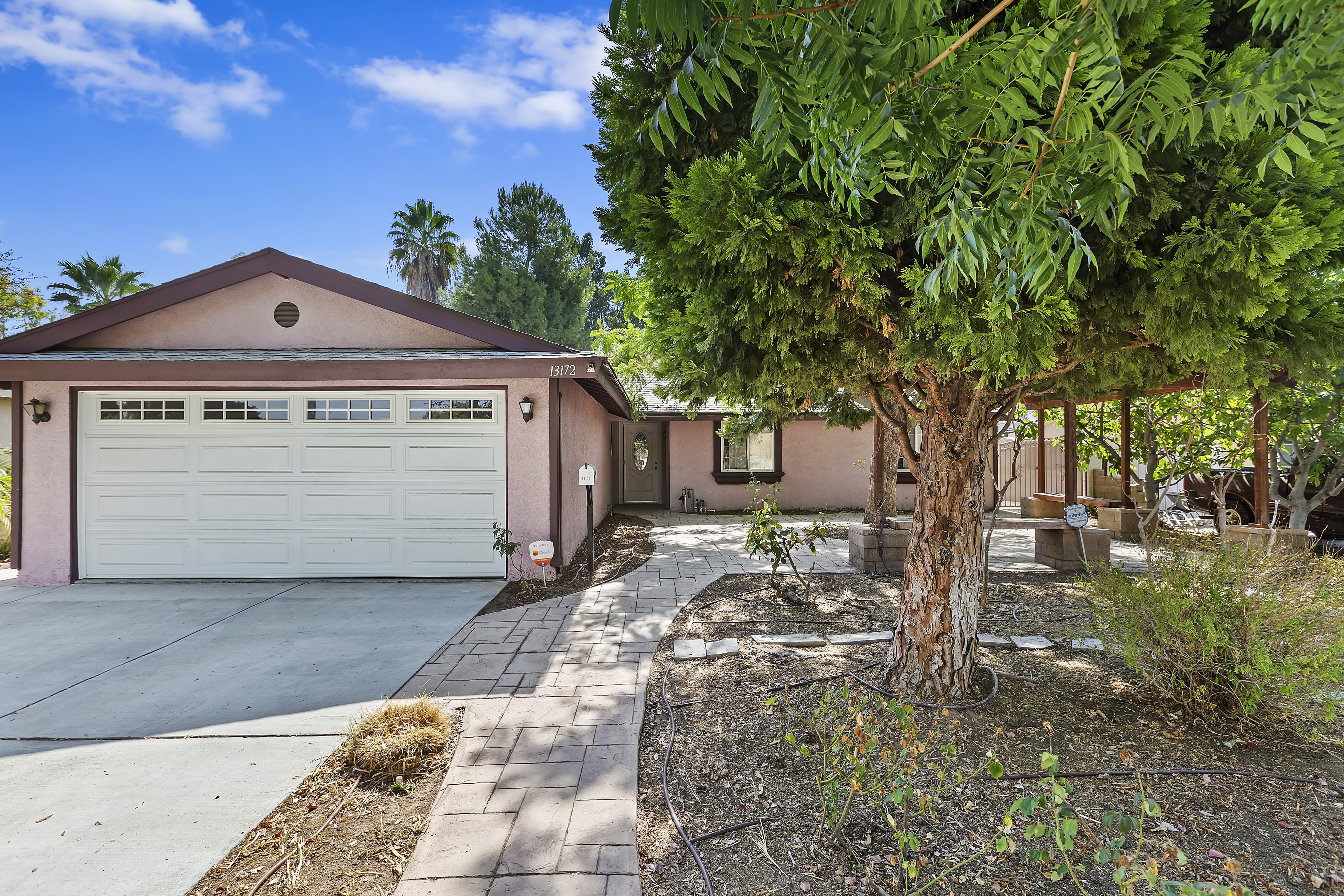 13172 Waverly Ave Corona, Ca. 92879