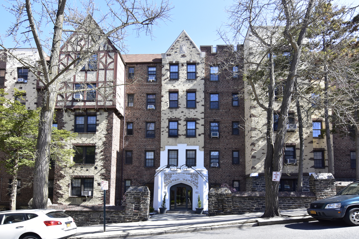 Urge Westchester County Legislature to pass co-op denial reason-in-writing law