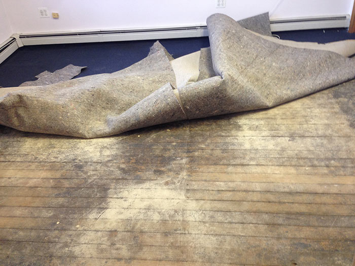 10 Things People Who Adore Old Homes Think When They First Walk Inside One