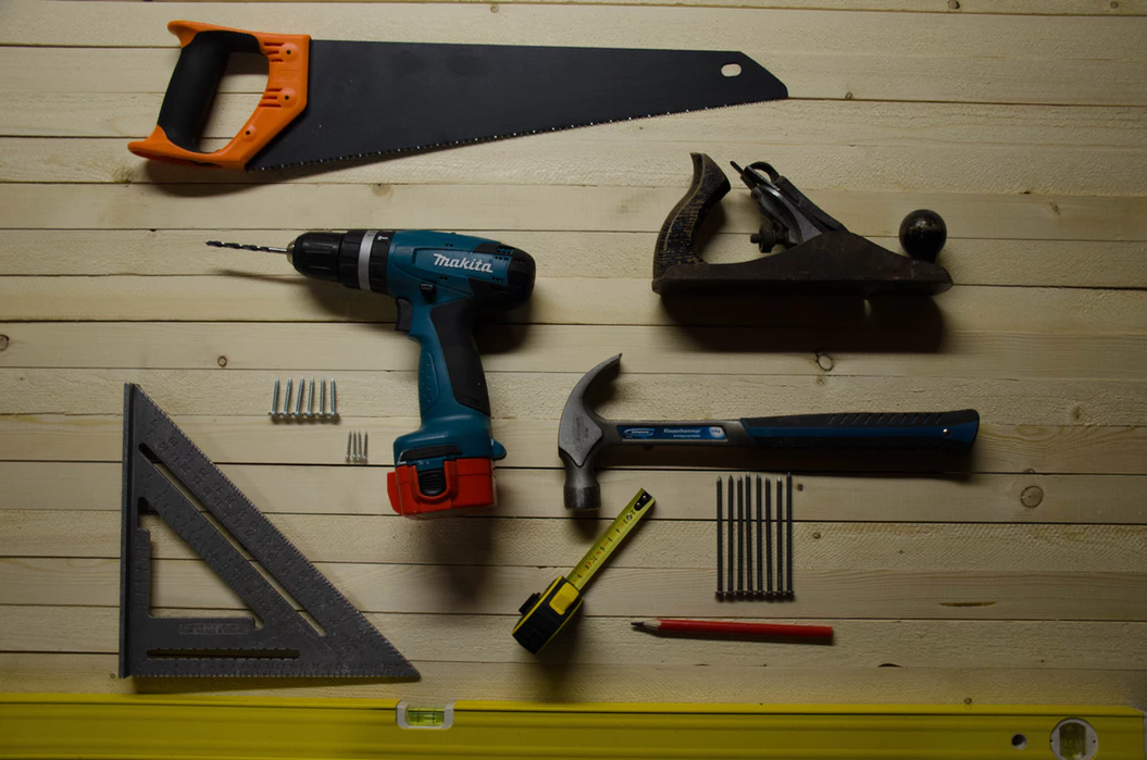 4 Types of Home Repairs That Should Never Be DIY Projects