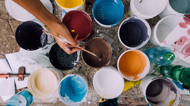7 Essentials to Consider When Choosing a Paint Color