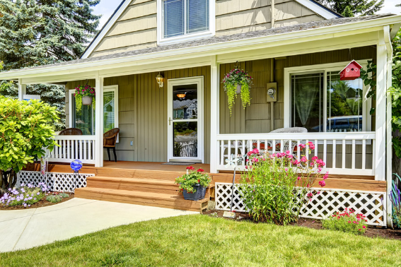 4 Ideas to Transform Your Front Porch in Cleveland, Ohio