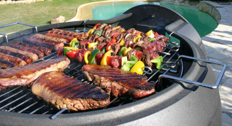 5 Reasons to Cook and Eat Outdoors This Summer in Cleveland, Ohio