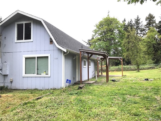 New Listing S Tacoma 3bedroom W/ Land