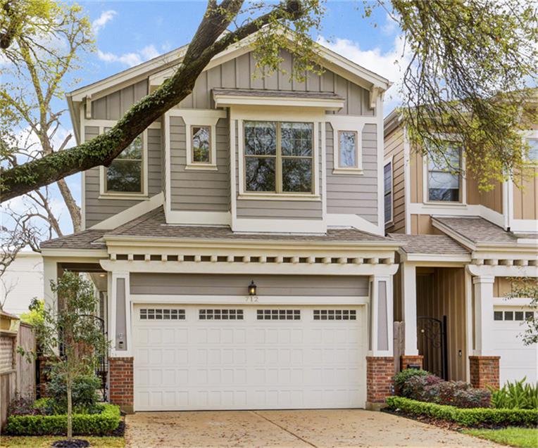 JUST SOLD in Sunset Heights! 712 E 25th Street Offered at $515,000.
