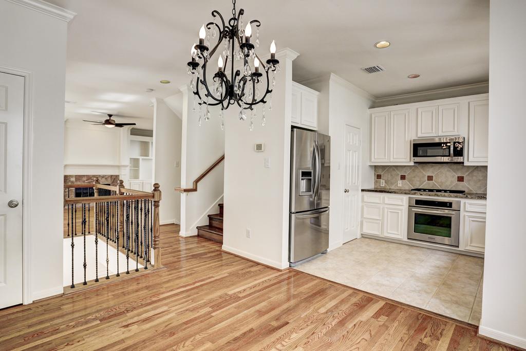 PENDING in Montrose! 2212 Taft Offered at $374,900.