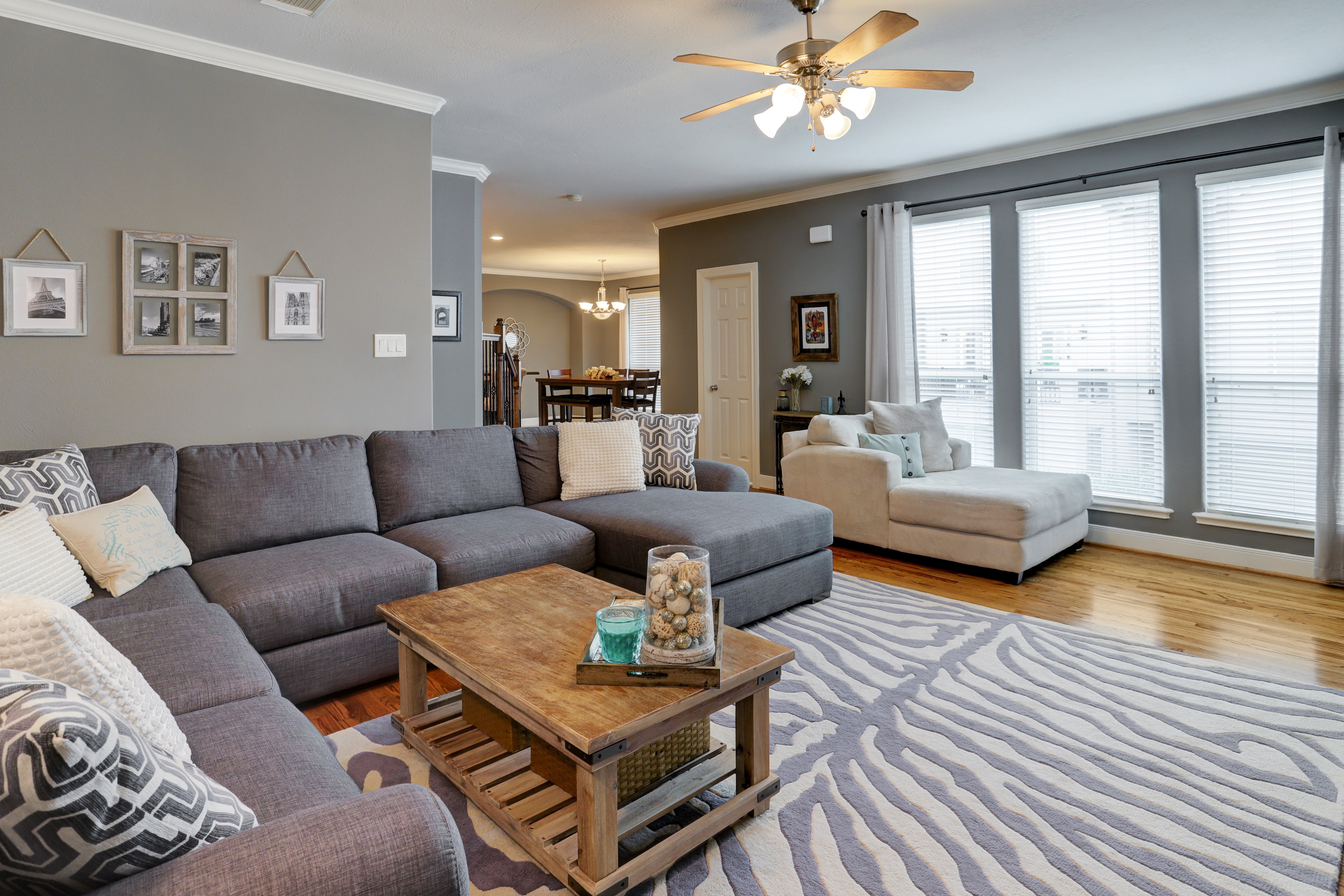 JUST LISTED in Washington Corridor! 1304 Cohn Offered at $425,000.