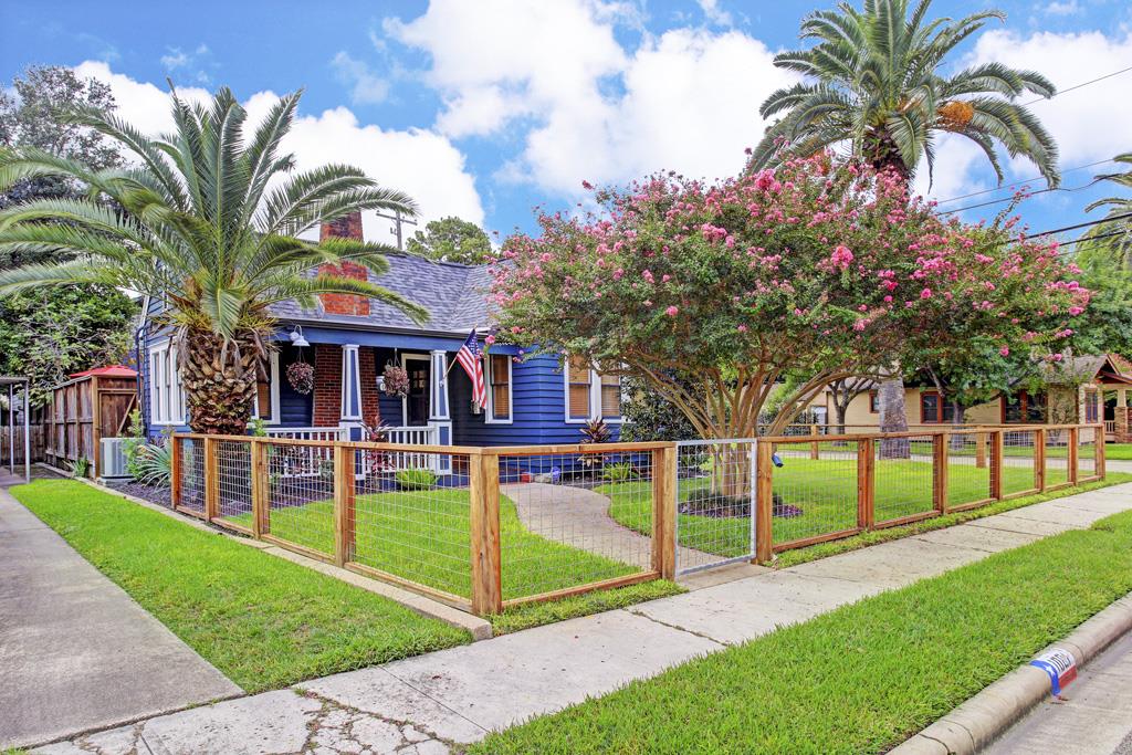PENDING in North Norhill! 1001 W Gardner Offered at $549,000.