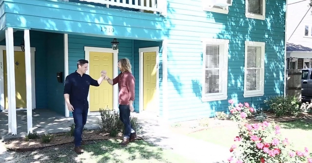 Two Friends Are Restoring Their Texas Neighborhood One House At A Time | Southern Living
