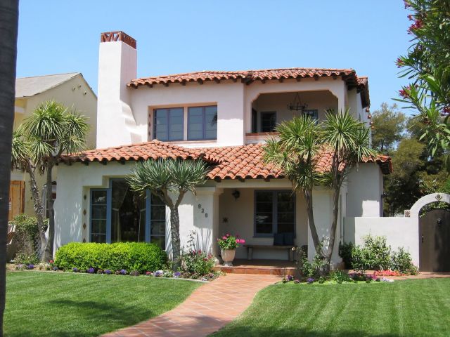 Living In Coronado