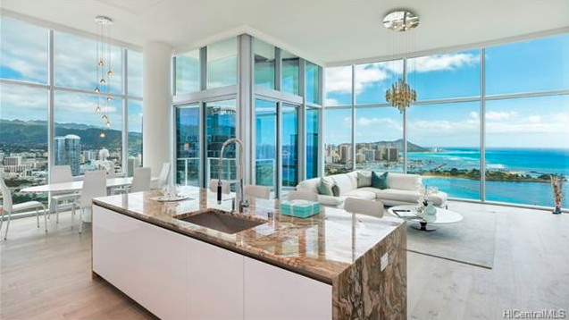 Hottest Luxury Listings in Kakaako