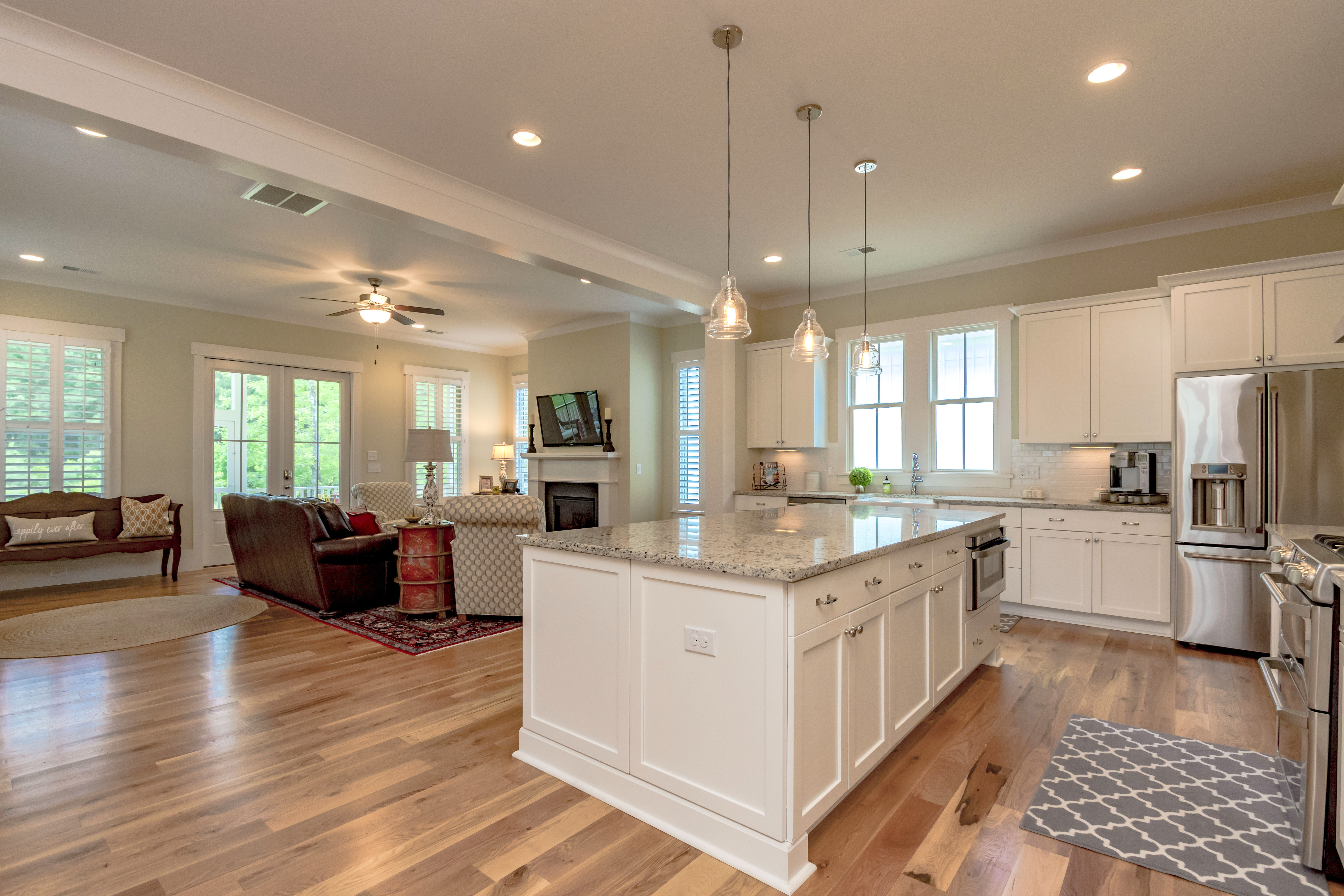 Looking to Move-Up to a Luxury Home in Mount Pleasant? Now's the Time!